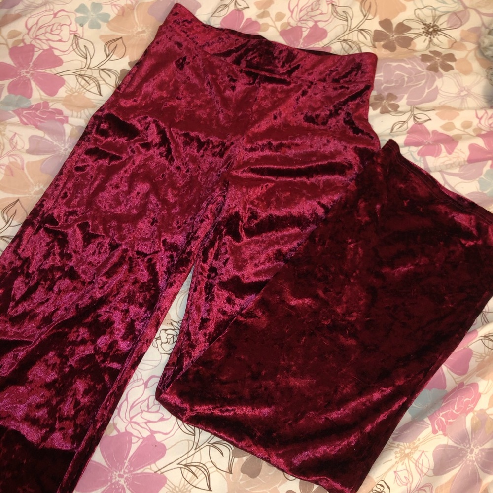 Velvet bottoms (pants)